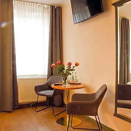 Strandhotel Buckow & Gut-hotels 3* Muncheberg